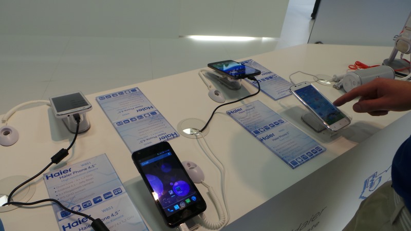Les Smartphones Haier lors de l'IFA 2013