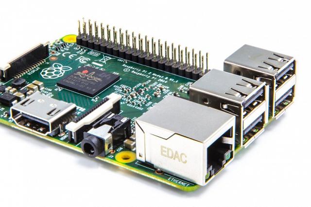 Micro-PC Raspberry Pi Raspberry Pi 2 Type B 46€95 livré (...)