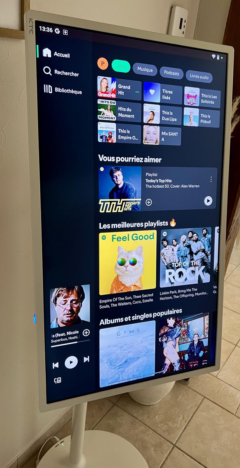 Si vous aimez la musique, voici un beau Jukebox
