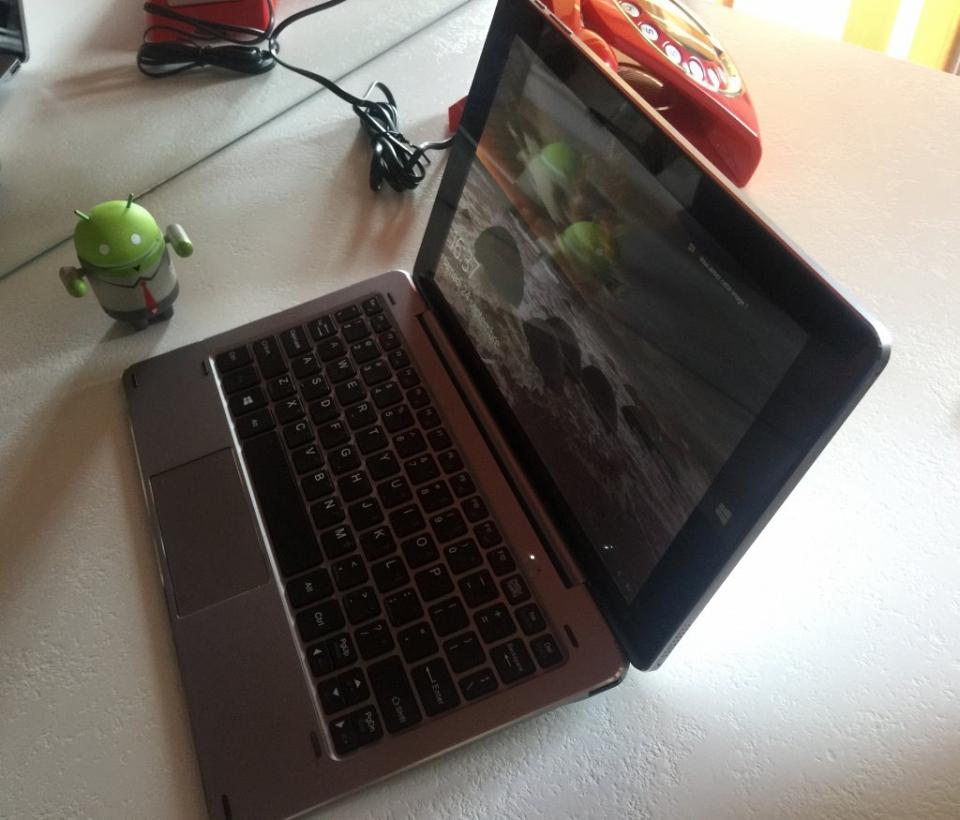  Chuwi HIbook, un vrai petit PC