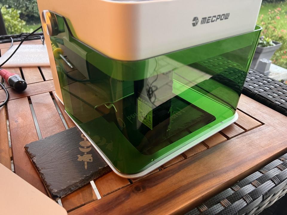 Gravure par le dessous