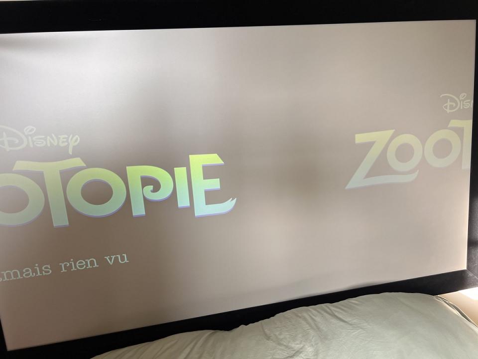 Légérement plus lumineux (Gauche Nouveau, Droite précédent)