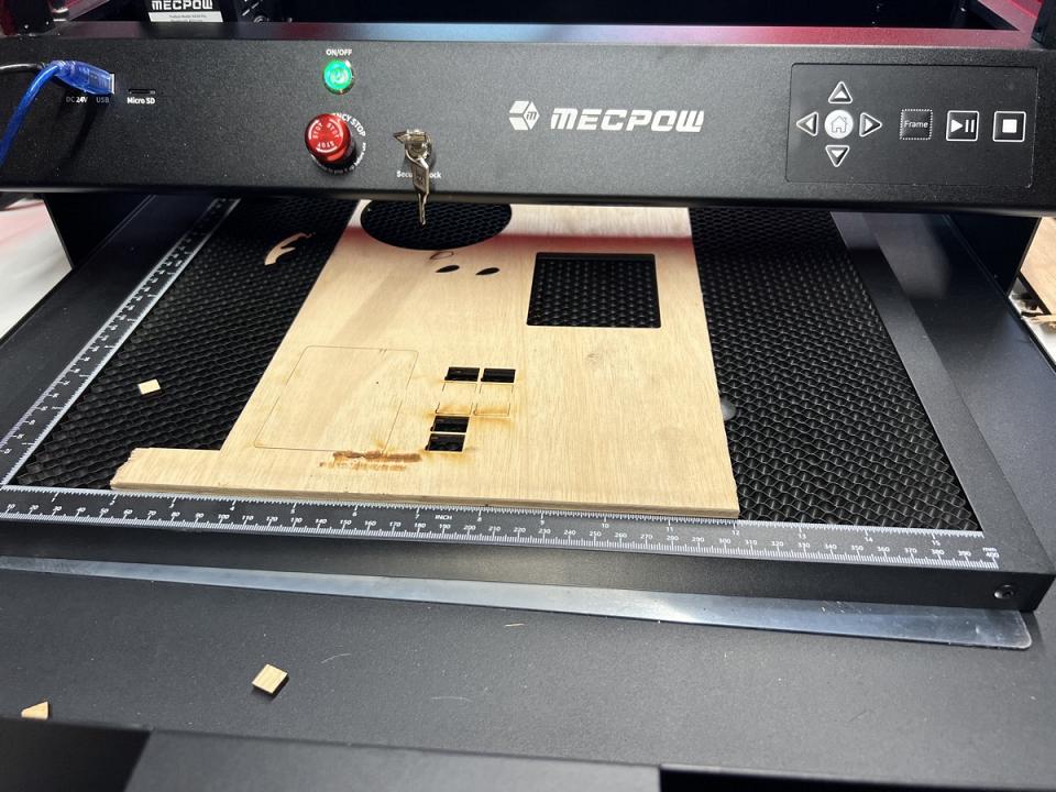Le tiroir est pratique pour le nettoyage et pour utiliser le Rotary Roller quand retiré