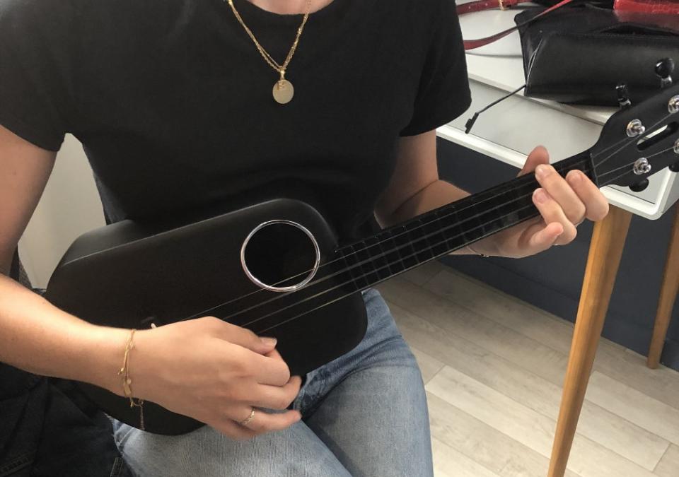 Une petite guitare