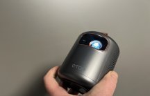 Logo TEST ETOE Dolphin, un mini projecteur DLP sur batterie (...)