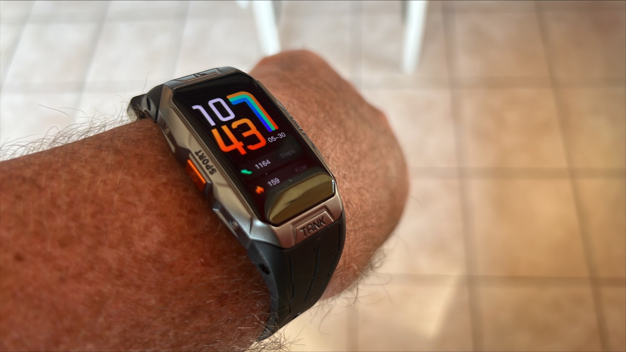 Test KOSPET TANK X1, une nouvelle offre en bracelet d'activité