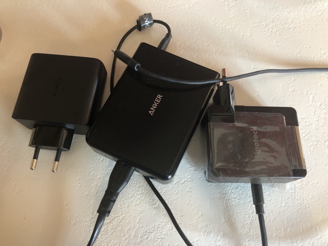 Aucun de mes 3 chargeurs USB-C power delivery ne charge le X3 Air