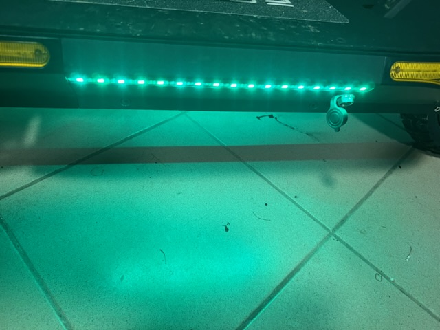 Le bandeau LED clignotant pour plus de visibilité la nuit