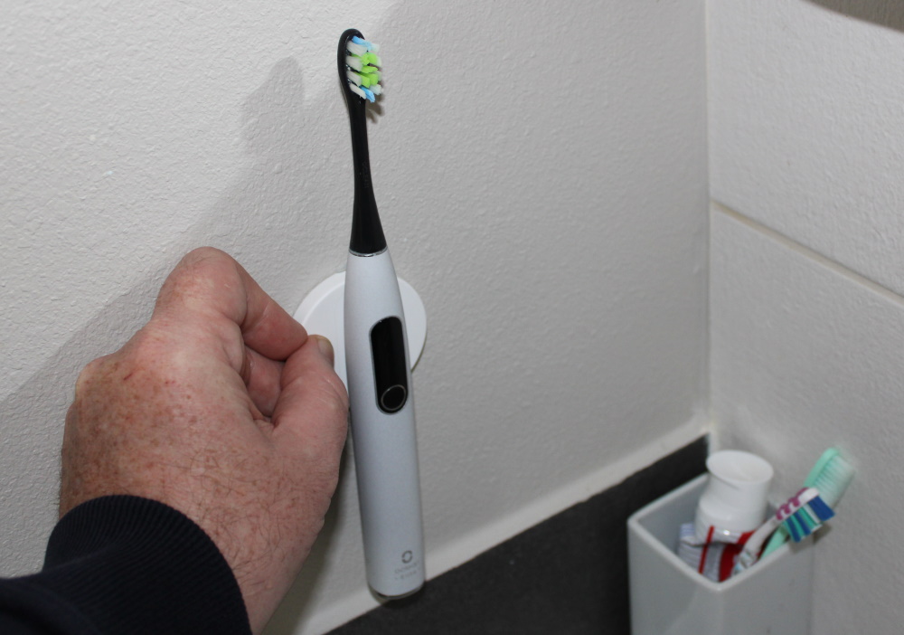 Support de chargeur mural pour chargeur de brosse à dents électrique. Pour  chargeurs Oral B Pro Series à coller support de chargeur uniquement -   France
