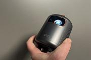 TEST ETOE Dolphin, un mini projecteur DLP sur batterie (...) à la une