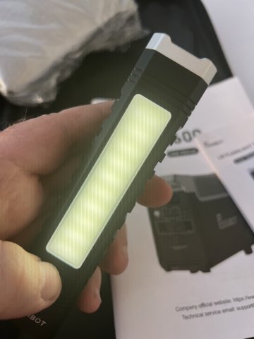 La lampe annexe bien integrée
