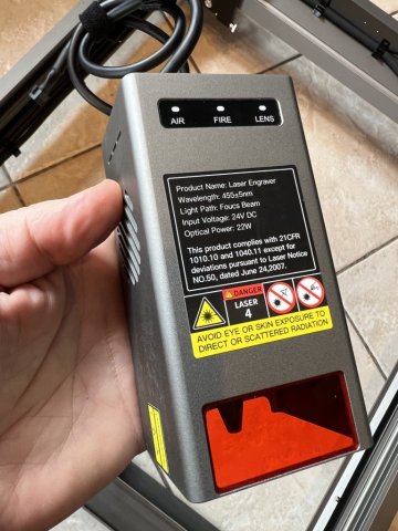 La tête laser est légère