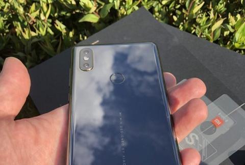 Test Xiaomi Mi Mix 2S, le concept phone haut de gamme qui se bonifie au fil des versions