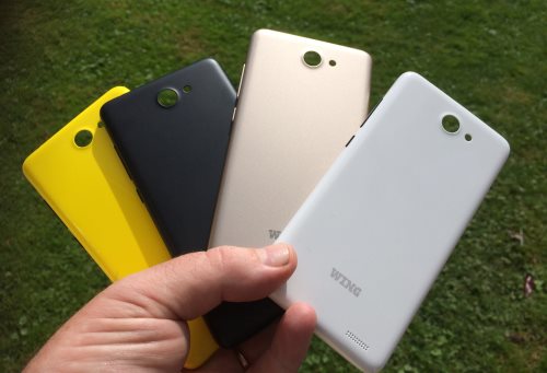 4 couleurs de coques possibles sur le Axgio W2