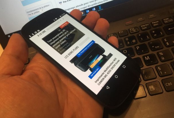 Test YOTAPHONE 2, le Smartphone double écran haut de gamme (SNAPDRAGON, NFC, QI, 4G, AMOLED) à 100€
