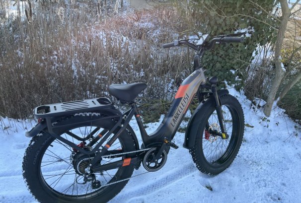 Test Lankeleisi MG600 Plus, un Fat bike puissant grande autonomie avec un cadre bas