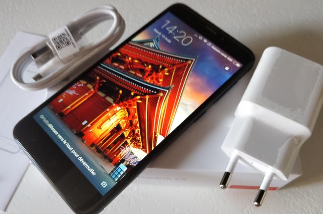 Certifié CE et livré avec un chargeur EUROPE