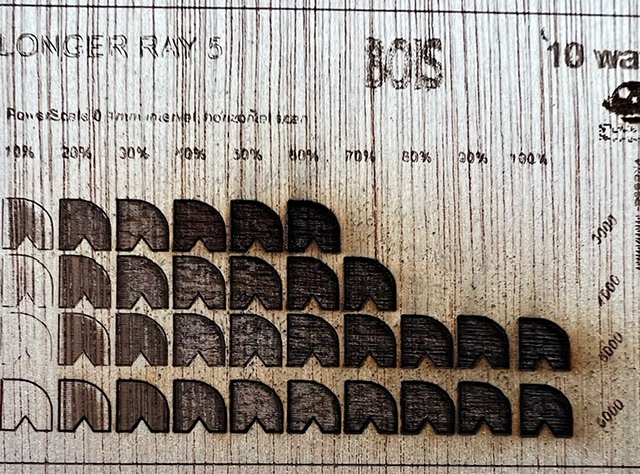 Test gravure, le bois est bien brulé signe de puissance