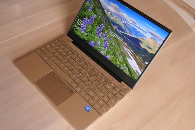 Esthétiquement, tout en aluminium, il fait plus que son prix 