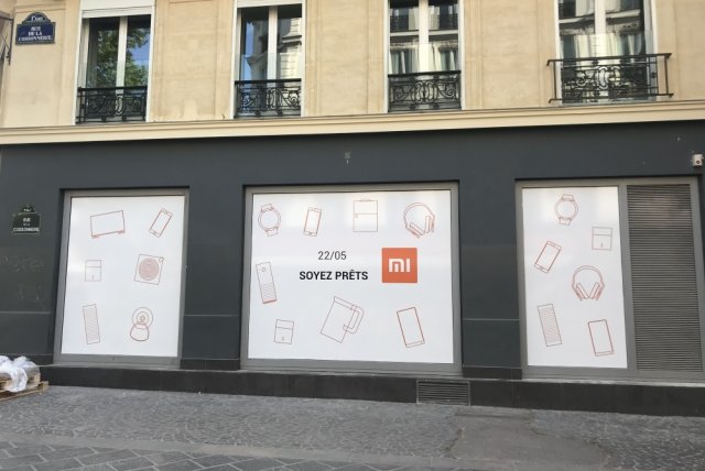 La première boutique Xiaomi avant l'ouverture en 2018