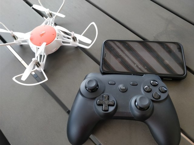 Piloter avec une vrai manette est agréable