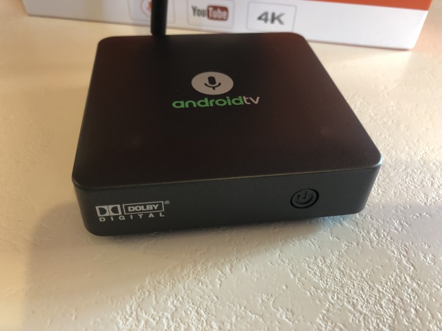 Test Box TV 4K Mecool KM8 ANDROID TV 8 Oréo, certifiée mais buggée