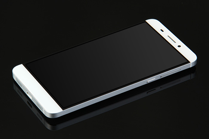  LeEco (LeTV) Le1 X600, Full HD Sharp, 8 coeurs, USB-C, capteur Sony et plus 