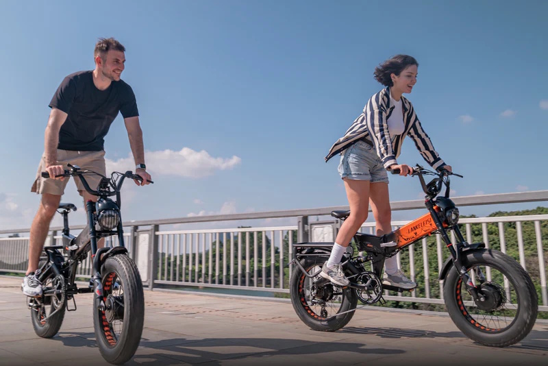 LANKELEISI X3000 MAX, ça c'est du Fat Bike VTT tout suspendu pour le Offroad (double moteur 1000 watts, 95 Nm)