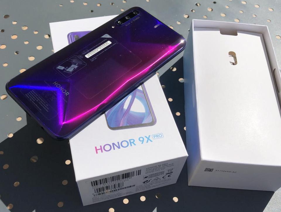 Honor 9X PRO, un superbe dos verre avec reflets