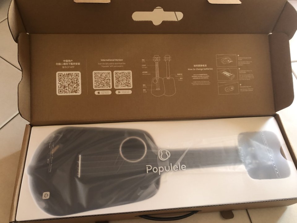 La boite du POPULELE fait office de housse
