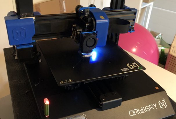 Test Artillery Genius, l'imprimante 3D Cartésienne qui bouscule la concurrence