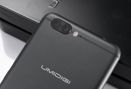 Test smartphone UMIDIGI Z Pro, double caméra Bokeh et 10 coeurs X27