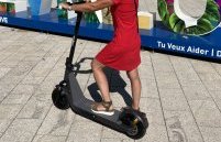 Logo Test Eleglide Coozy, une trottinette électrique (…)