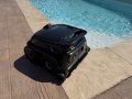 Test du WYBOT B1, un robot de piscine sans fil qui va à (...)