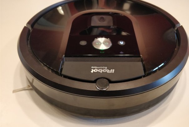 Test robot aspirateur iRobot Roomba 980, il aime la moquette