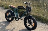 Logo Test Engwe M20, un velo électrique look moto élégant, (…)