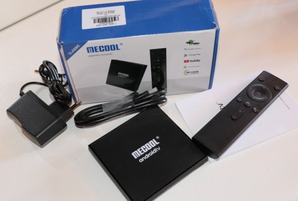 Test Box TV Android TV Mecool KM9 PRO Classic, certifiée Google et petit prix