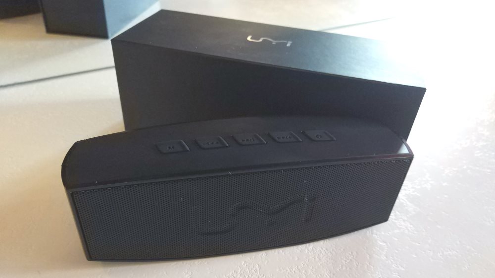Enceinte Bluetooth UMIDIGI stéréo 10 Watts, mains libres à 13€99 !