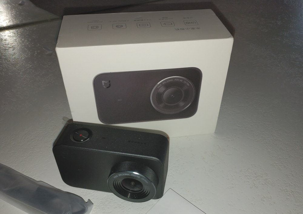 Action cam 4K Mijia Xiaomi, Compacte, écran couleur tactile, Wifi à 78€26 Stock Europe