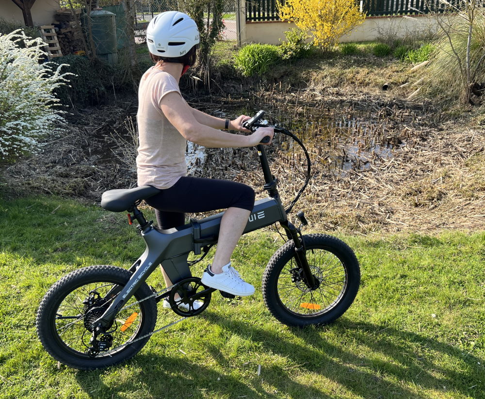 Le Engwe C20 Pro, Country Bike électrique compact pliant, autonomie 150 km à 849€ Stock EU