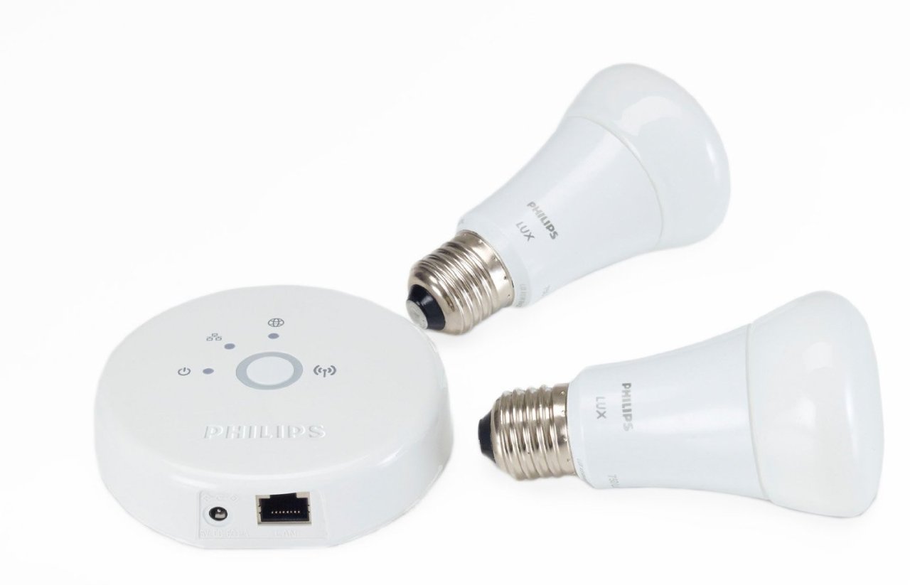 Philips Hue Kit de Démarrage 2 Ampoules Connectées et Pont de Connexion Pilotable Via smartphone 47€72 livré