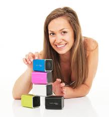 Nouveau concours, gagnez une enceinte Smartphone Music Angel Friendz