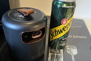 Le mini projecteur ETOE Dolphin, DLP sur batterie à (...)