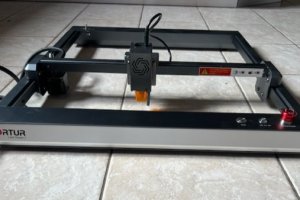 La graveuse Laser Ortur Laser Master 3 10 W avec la (...)