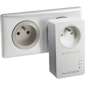 CPL 200Mbps Netgear XAVB1401 avec prise femelle 21€90 livré