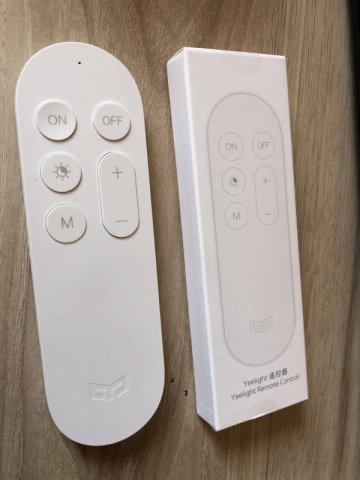 La télécommande fournie