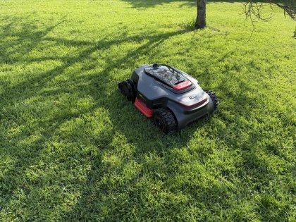 Le robot tondeur Mova Lidax Ultra 1600 AWD à 1599€ garage offert (-550€) 