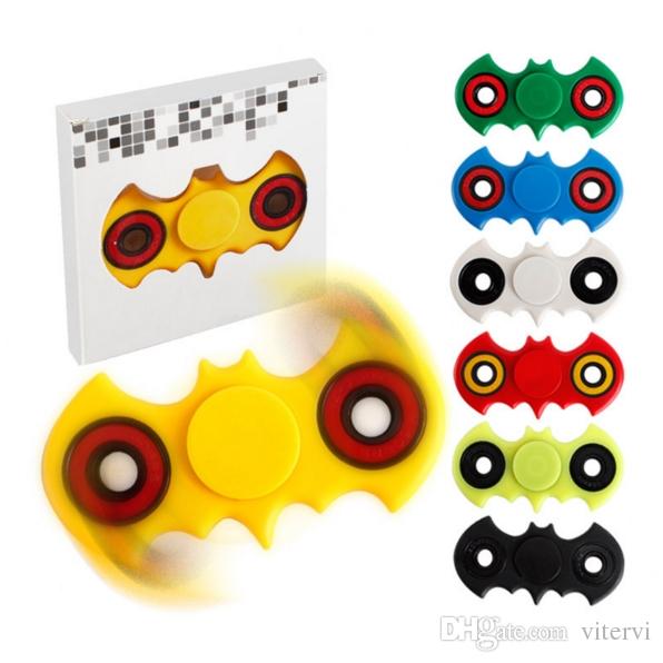 Hand spinner chauve souris différentes couleurs à 1€21
