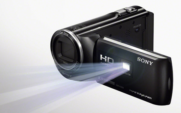 SONY PJ220E Camescope Full HD, projecteur intégré 208€ livré