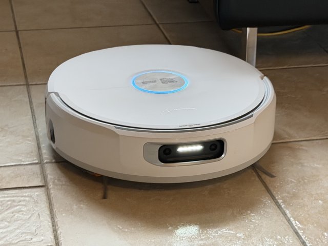 Ici avec les LED allumée à l'avant pour mieux voir